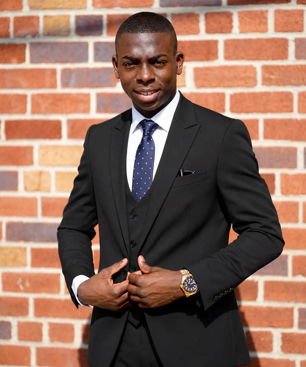 Olawale Oladapo